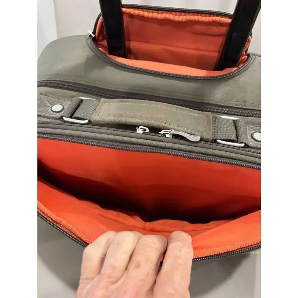 baggalini 4-Wheel Rolling Tote
